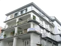 B&B 플라타몬 Bourbon Tunnel 주변 호텔