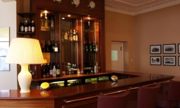 5. 글렌린 호텔 &..