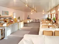 STADT-Hotel Lörrach - STADT-洛拉赫酒店 - 早餐