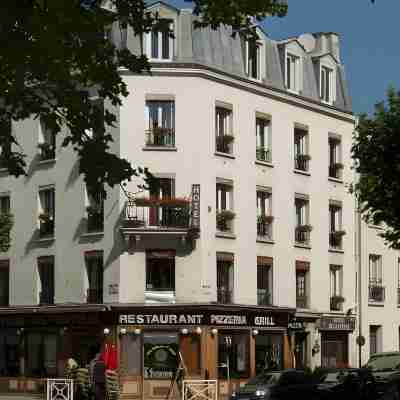 Hôtel du Château Hotel Exterior