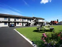 Auto Lodge Motel Hotels in Hamilton