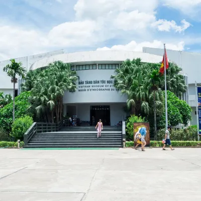 Duc Long Hotel Hotels near My Dinh National Stadium