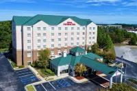 Holiday Inn Express & Suites Moody - Leeds Hotel berhampiran Books-A-Million