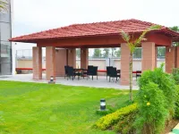 Ramada by Wyndham Bodh Gaya Mahabodhi Hotels in 