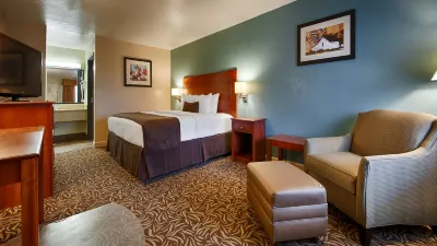 Best Western Regency Inn  Suites Hotels in Gonzales