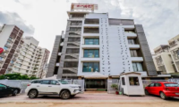Ginger Ahmedabad Vastrapur Hotels near SG Highway
