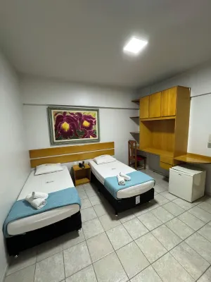 Hotel Gemeos