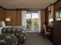 Wayfinder Bishop Hotels in Bishop