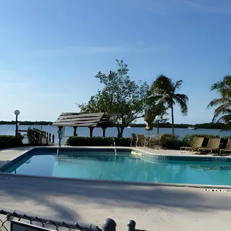Coconut Palm Inn