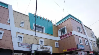 Hotel Embassy International Hotel a 