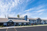 AmericInn by Wyndham Ames Hotels near Iowa State University