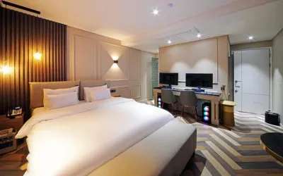 Seosan Hound Hotel Hoteles cerca de Hanseo University