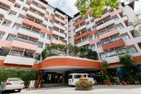 Nonthaburi Palace Hotel Hotel in zona Yaek Tiwanon
