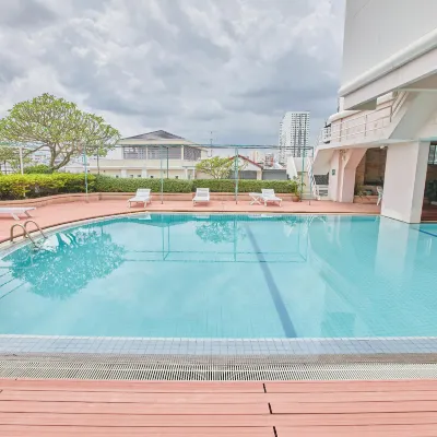 The Royal City Hotel Hotels near Taling Chan