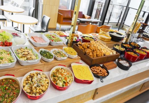 4. 칸데오 호텔 도..