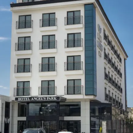 Angel's Park Hotel