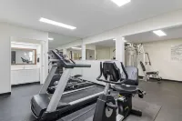 Best Western of Alexandria Inn  Suites  Conference Center - Gym