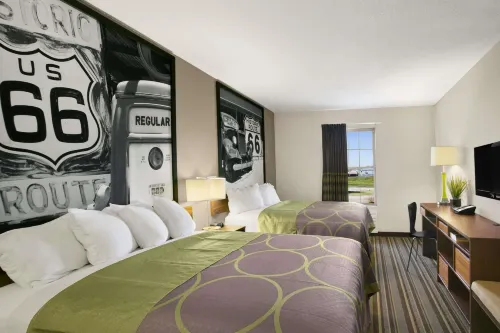 Super 8 by Wyndham Strafford/Springfield Area Hotels in Strafford