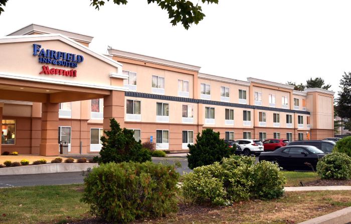 Fairfield Inn & Suites Hartford Airport
