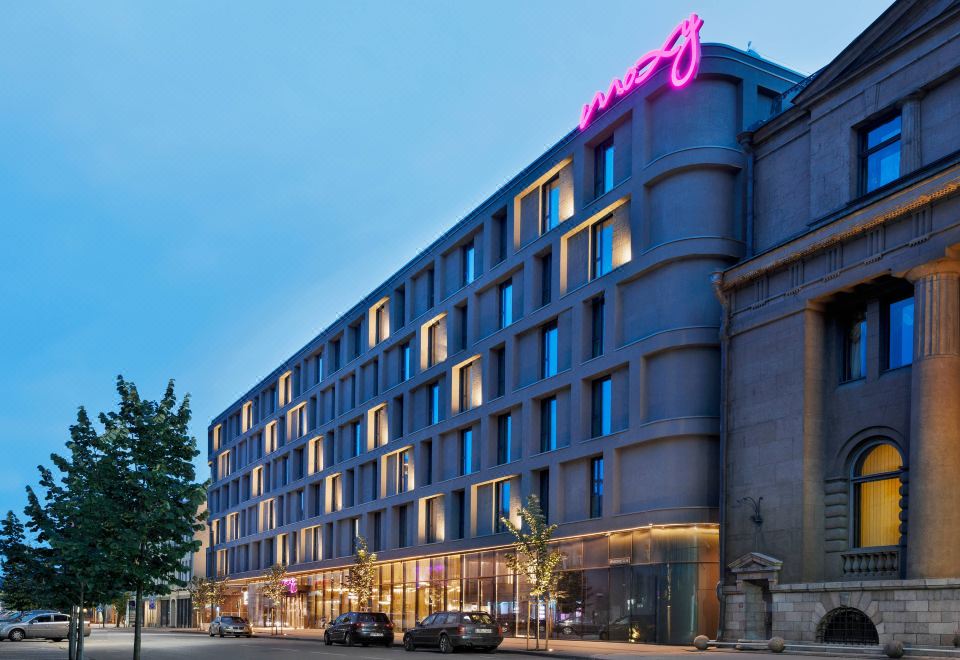 2. 목시 카우나스 ..