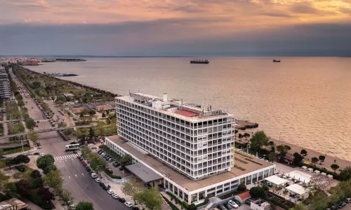 Makedonia Palace