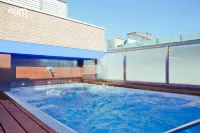Num Hotel - Hot Tub
