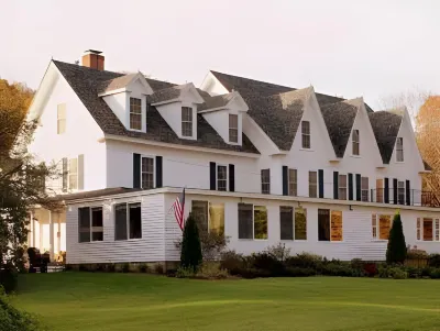 Inn at Pleasant Lake Hotels near Colby-Sawyer College