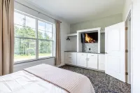 Stone Park Ellsworth-Bar Harbor Hotels in Ellsworth