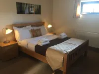 The Selsey Arms Hotels in Charlton
