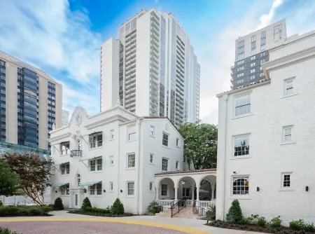 Hotel Granada Midtown Отели в г. Фултон