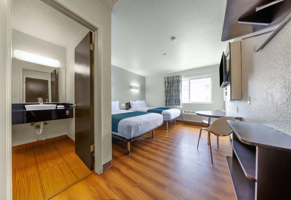 4. Seattle,..