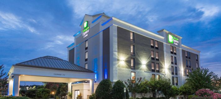 Holiday Inn Express & Suites WILMINGTON-UNIVERSITY CTR by IHG Hotels in New Hanover County