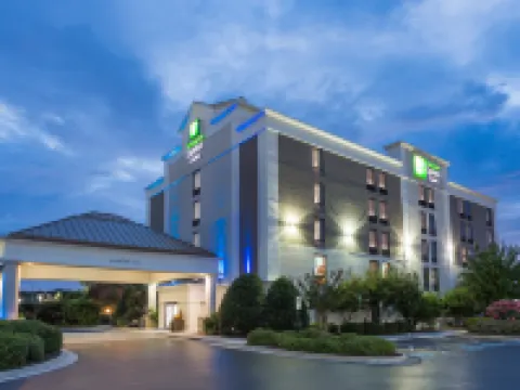 Holiday Inn Express & Suites WILMINGTON-UNIVERSITY CTR by IHG Hotels in Wilmington