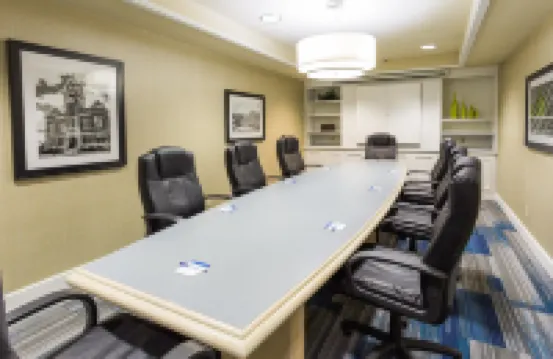 Holiday Inn Express & Suites WILMINGTON-UNIVERSITY CTR by IHG