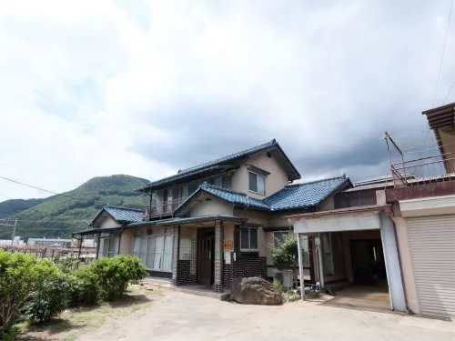 Tetsu No YA Guesthouse for Railfans - 2 Sao