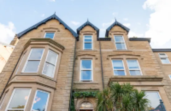 HY Hotel Lytham St Annes Hotel a 