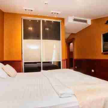 Wonderful studio with jacuzzi and private beach Rooms