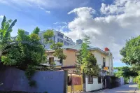 Hotel O Atifah Homes - parking