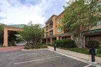 Courtyard Rock Hill - parking