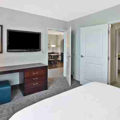 Embassy Suites by Hilton Columbus Airport Rooms