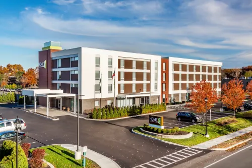 Home2 Suites by Hilton Albany Wolf Rd. Hotels in Colonie