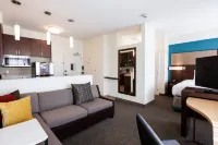 Residence Inn Oklahoma City Airport Hotel di Kota Oklahoma