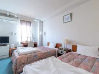 福丸水上花園大酒店 鄰近櫻島渡輪鹿兒島港乘船售票處的酒店