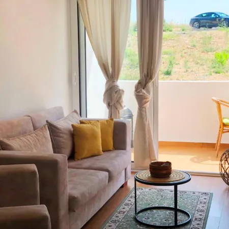 Onebedroom Apartment with balcony Отели в г. Улцинь