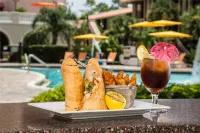 DoubleTree by Hilton Orlando Theme Park Resort - ที่มีสระว่ายน้ำ