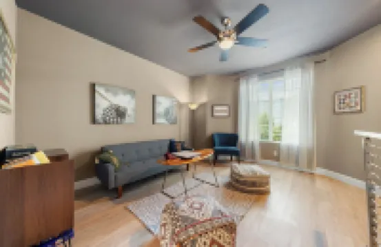 Welcome to the Capital! 2 Bed 2 Bathroom, Loft-style townhome in West Sacramento