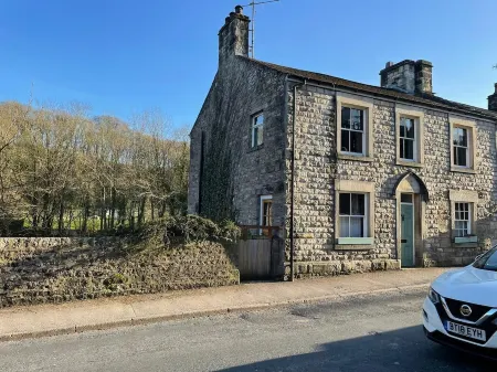Industrial heritage in Wray conservation village, an AONB, for Yorkshire Dales Отели в г. Рей-вит-Боттон