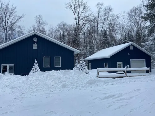 Lake Superior Lakefront Cabin w/ Private Beach Trail, Game Room & 4Br Remodel - 3-Star