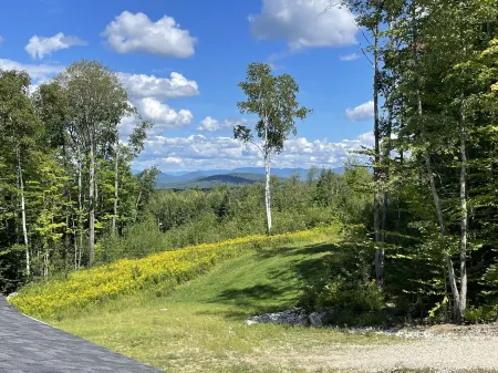 New two bedroom apartment on 9 acre property