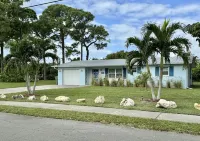 💦Stuart Splash💦 Pool Home; near Downtown Stuart & Hutchinson Island Beaches 🏖